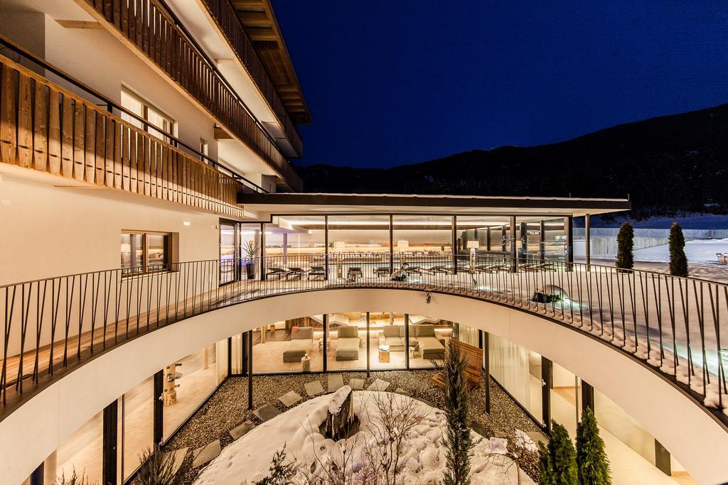 Hotel Petrus Brunico Exterior photo